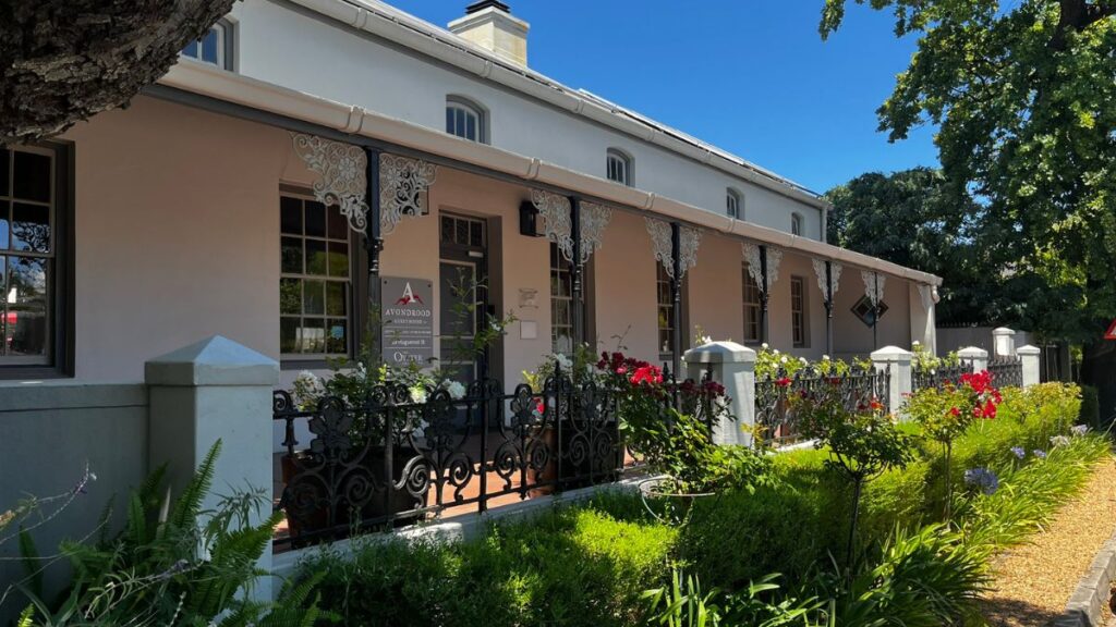 Avondrood Guest House entrance in Franschhoek