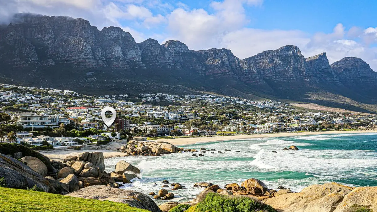 The Twelve Apostles mountains in Camps Bay