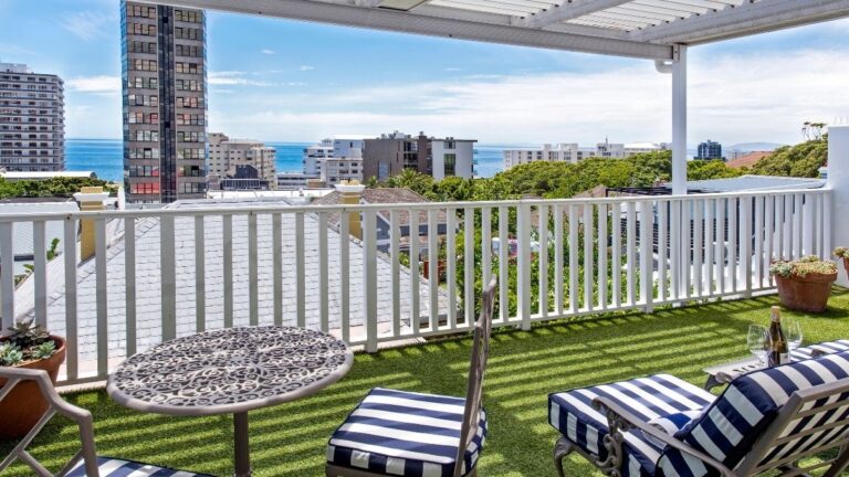 All Blacks Cape Town Accommodation