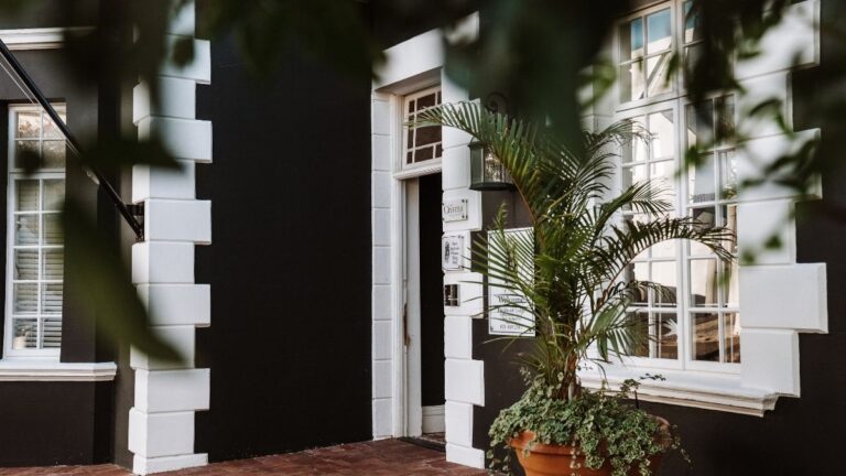All Blacks Cape Town Accommodation: Blackheath Lodge